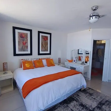 Luxury 4 Bedroom Apartment Margate Exterior foto
