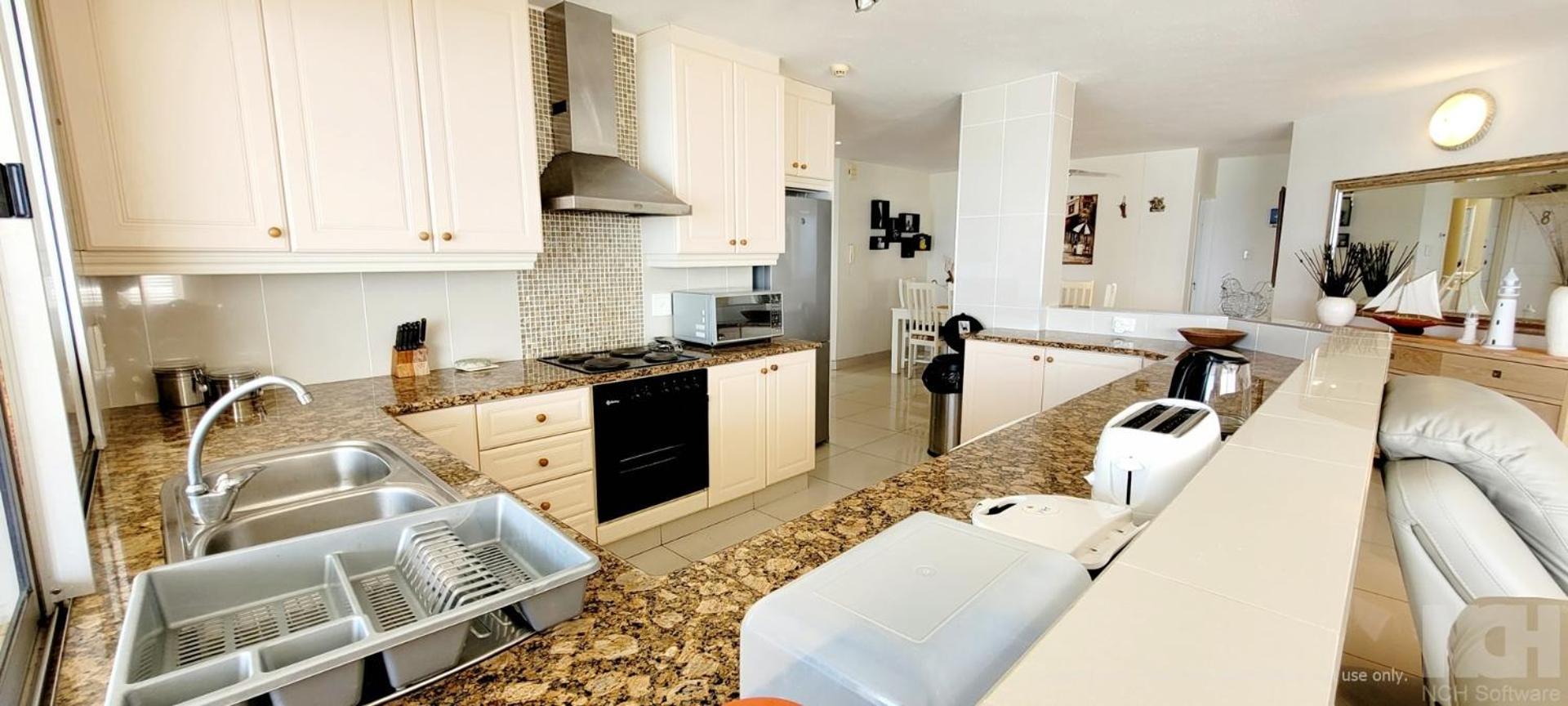 Luxury 4 Bedroom Apartment Margate